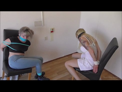 ❤️ An kamu da cutar / ɗaure kuma ta gaga / yarinya cikin damuwa ❤  a batsa% ha.newsexxxx.ru  ❌❤