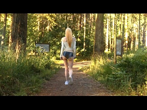 ❤️ Kyakkyawar mace tana motsi a hankali, ba bidiyon tsiraici ba ❤  a batsa% ha.newsexxxx.ru  ❌❤